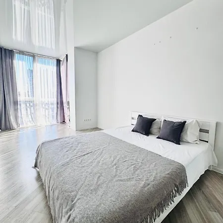 стрийська 45а жк леви міста автовокзал гашека наукова кінг кросс * Λβιβ