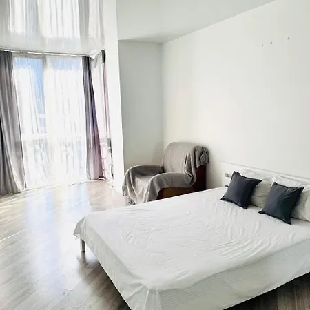 новобудова стрийська 45а боднарська 14а наукова Апартаменти