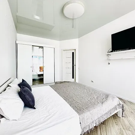 стрийська 45а жк леви міста автовокзал гашека наукова кінг кросс Apartment Lviv