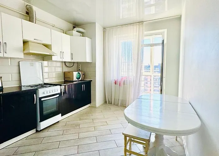 стрийська 45а жк леви міста автовокзал гашека наукова кінг кросс לבוב