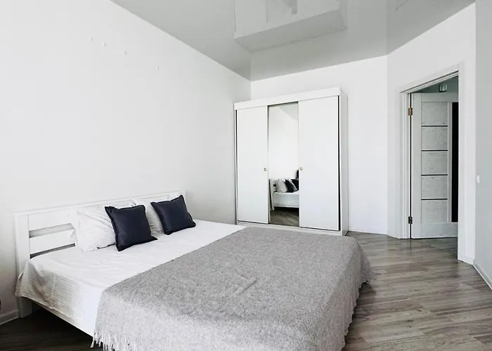 новобудова стрийська 45а боднарська 14а наукова *